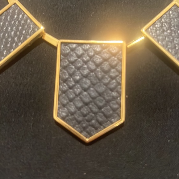 EUC! House of Harlow Exotic Station Necklace - Picture 3 of 7